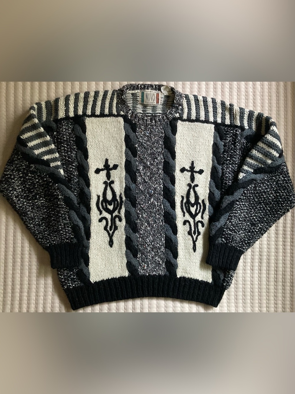 Vintage Novo Mohair Wool Sweater Men’s Medium 3D Textured Knit Biggie Cosby 80s